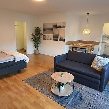 Apartment With Garden Near Metro! Στοκχόλμη Εξωτερικό φωτογραφία