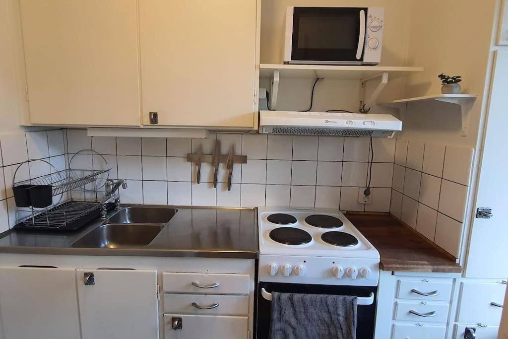 Apartment With Garden Near Metro! Στοκχόλμη Εξωτερικό φωτογραφία