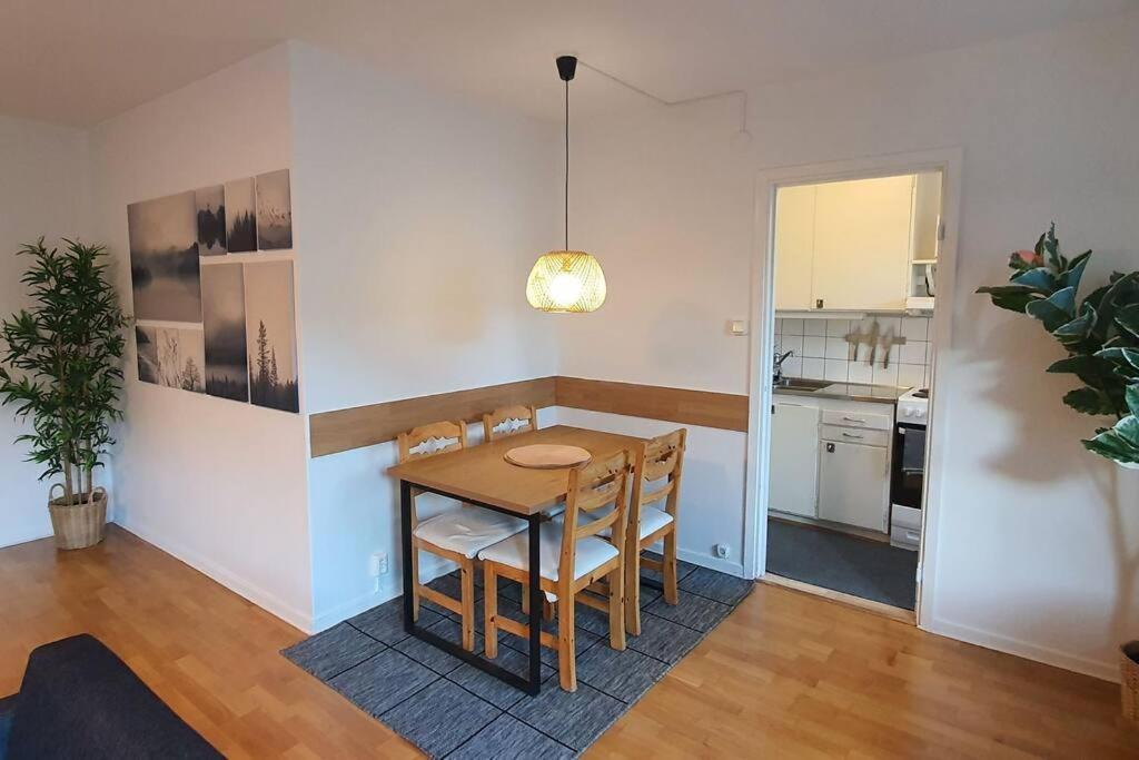 Apartment With Garden Near Metro! Στοκχόλμη Εξωτερικό φωτογραφία